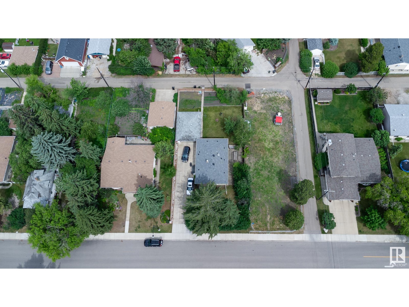8316 73 Av Nw, Edmonton, Alberta  T6C 0E2 - Photo 24 - E4436156