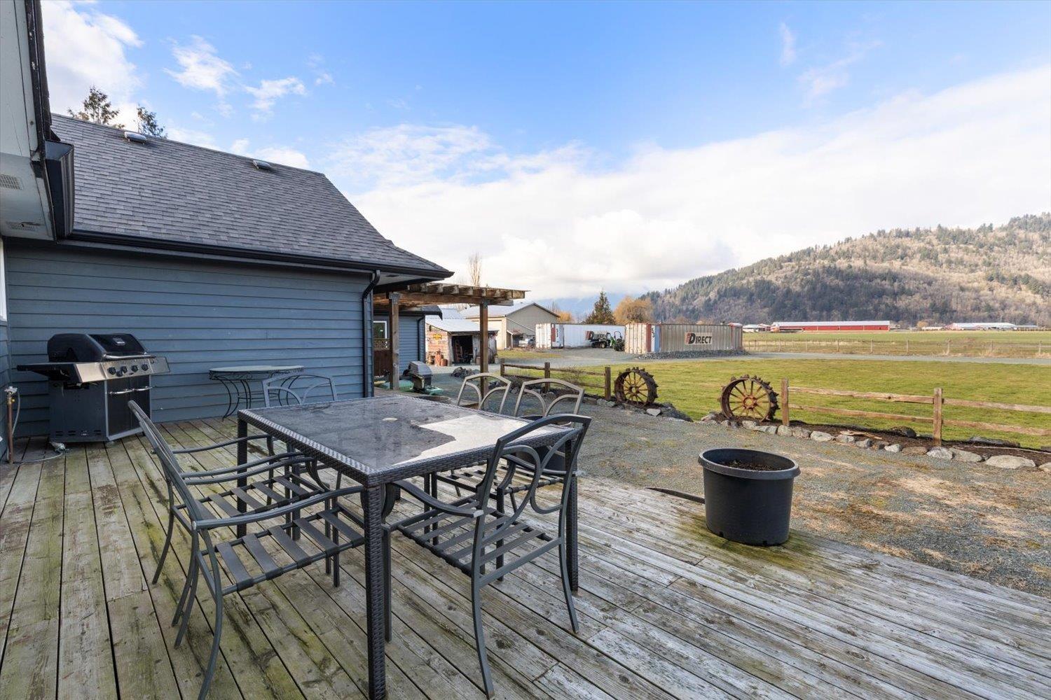 43305 Adams Road, Greendale, Sardis - Greendale, British Columbia  V2R 4L1 - Photo 7 - R3001336
