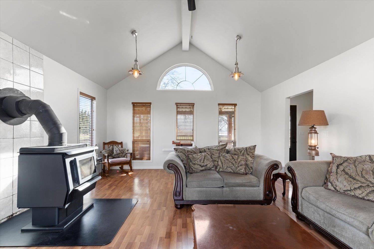 43305 Adams Road, Greendale, Sardis - Greendale, British Columbia  V2R 4L1 - Photo 16 - R3001336