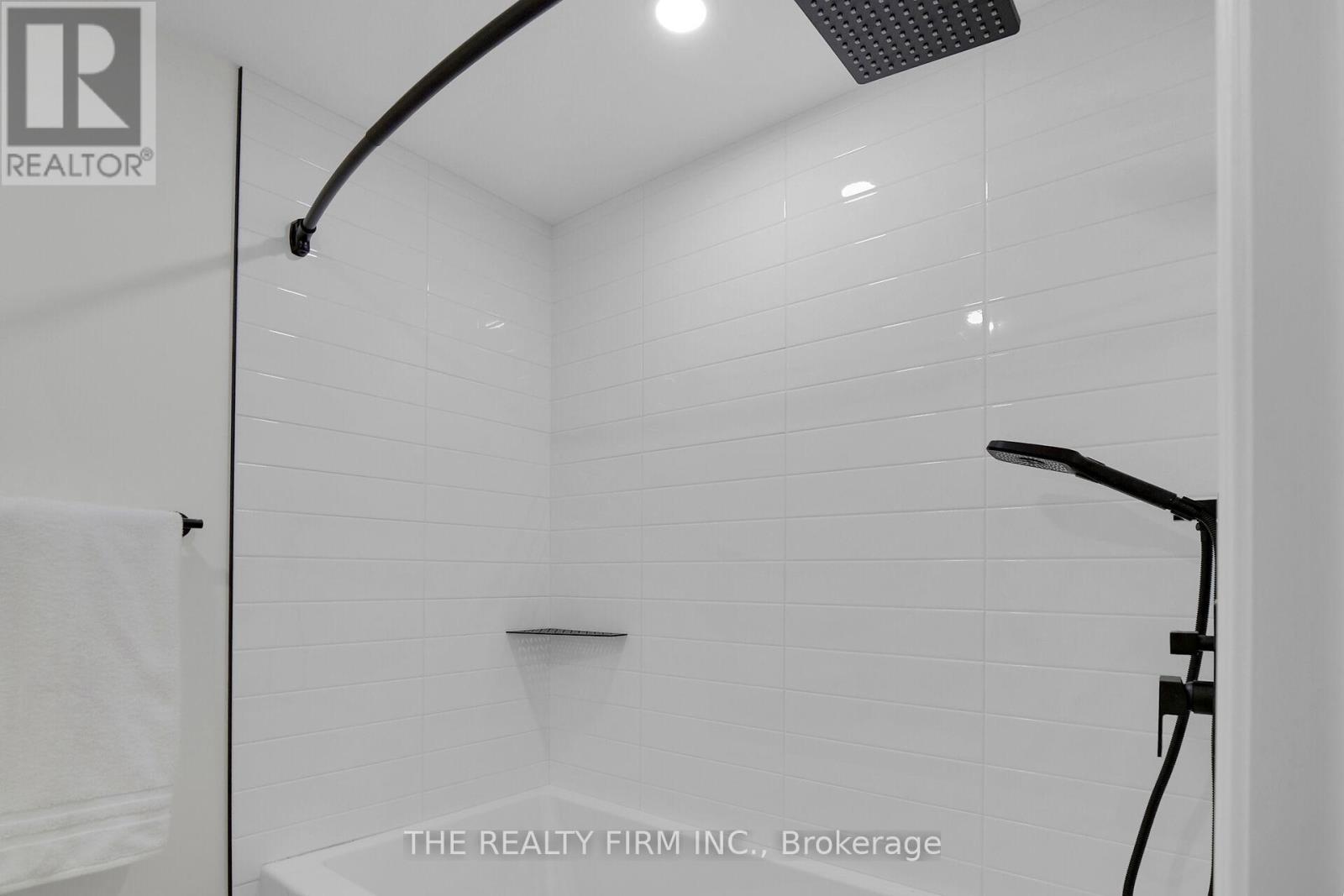 57 Naomee-Lower Level Crescent, London North (North O), Ontario  N6H 3T3 - Photo 13 - X12144928