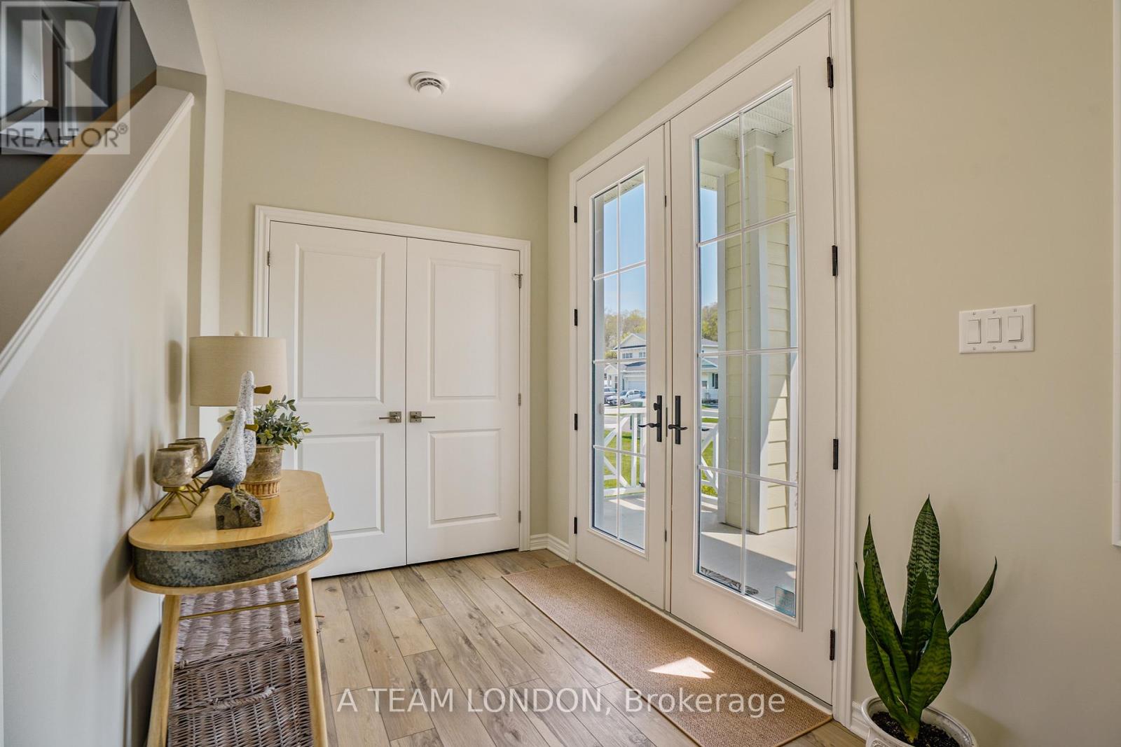 35 Regatta Way, Central Elgin, Ontario  N5L 0B6 - Photo 7 - X12145012
