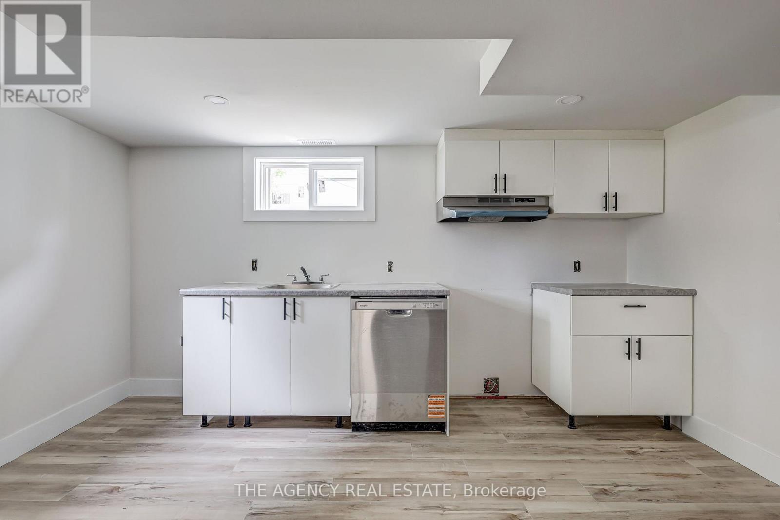 489 Salisbury Street, London East (East G), Ontario  N5Y 3B4 - Photo 37 - X12145027