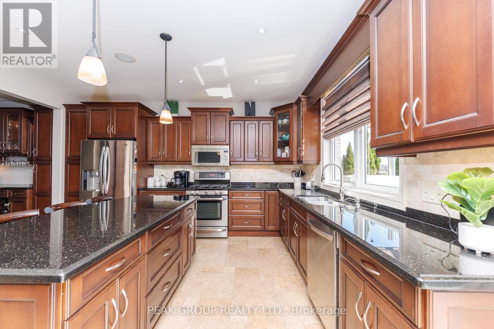 7178 St Michael Avenue, Niagara Falls (Forestview), Ontario  L2H 3N5 - Photo 11 - X12144939