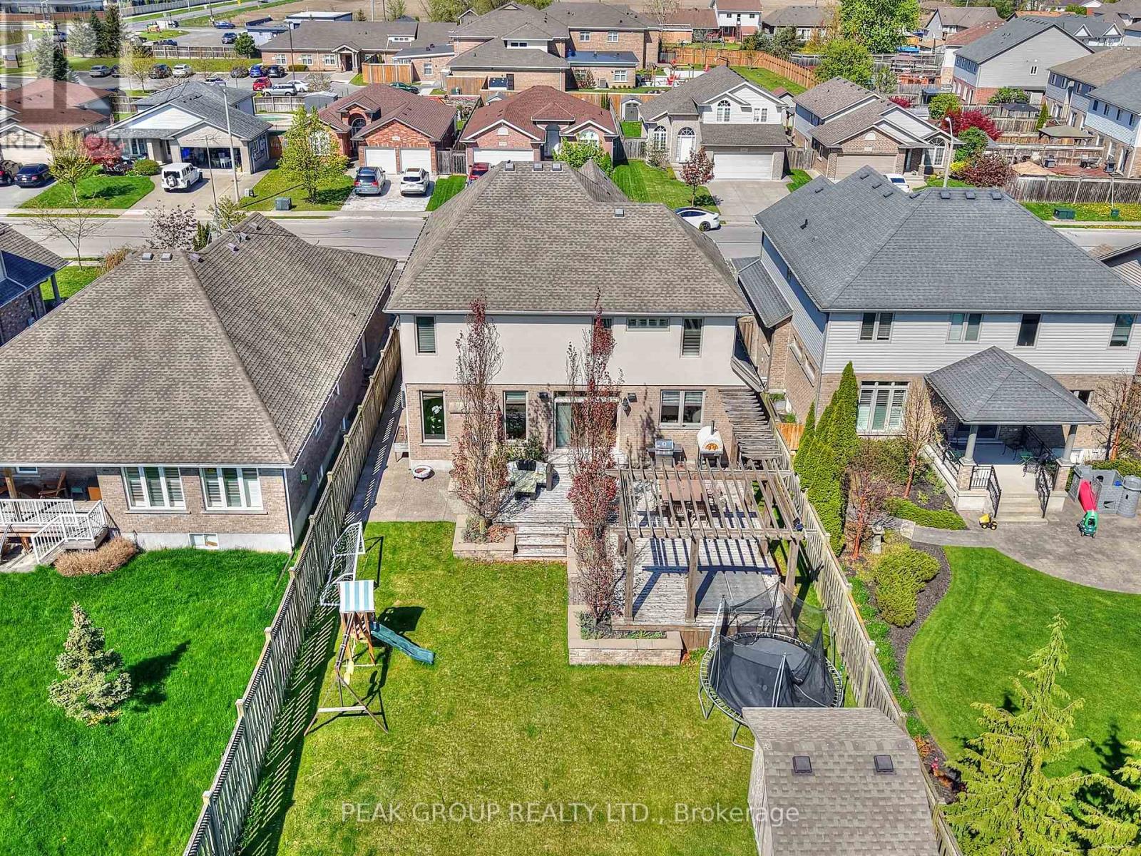 7178 St Michael Avenue, Niagara Falls (Forestview), Ontario  L2H 3N5 - Photo 48 - X12144939