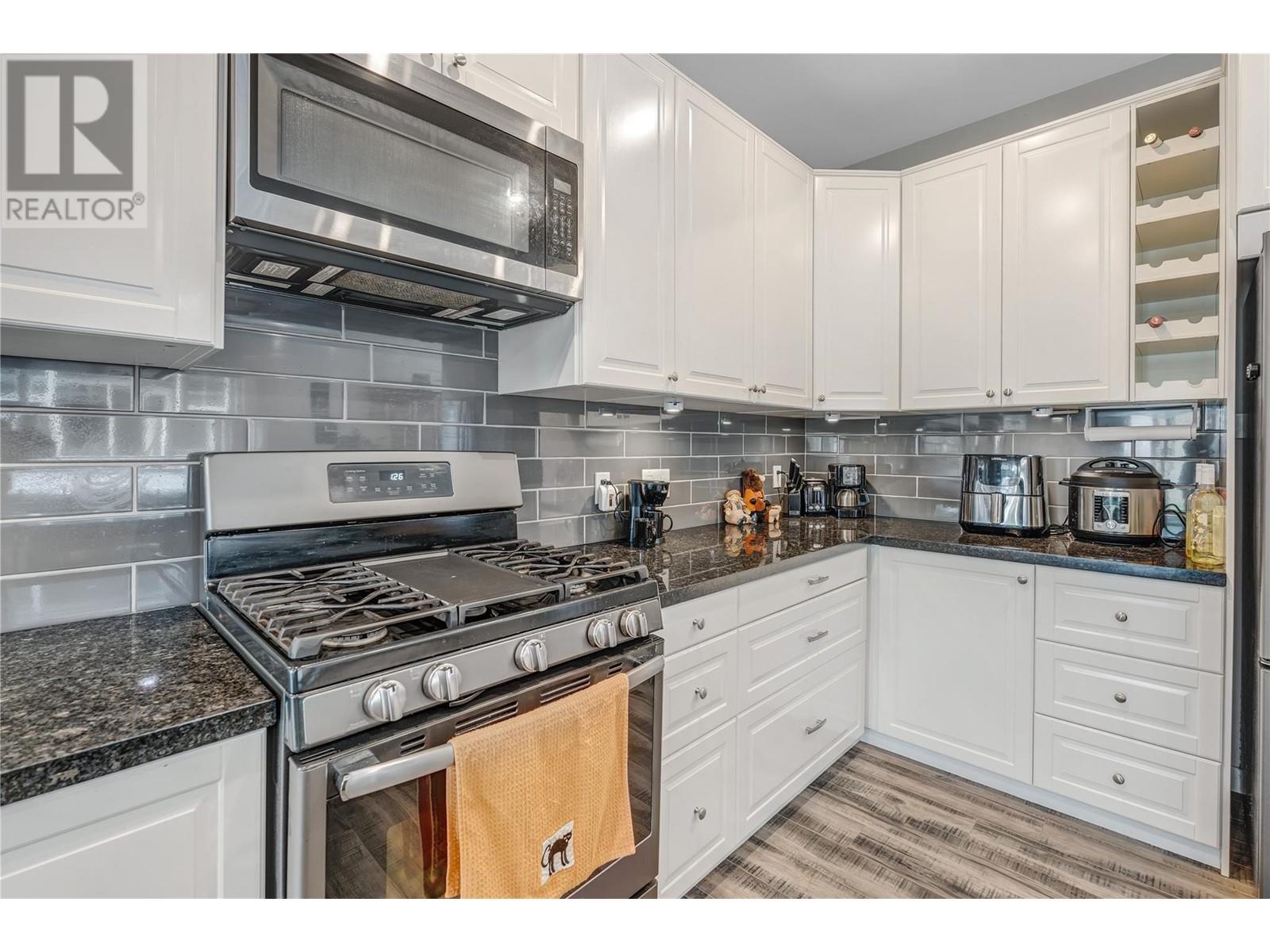 324 K View Crescent, Keremeos, British Columbia  V0X 1N0 - Photo 11 - 10347745