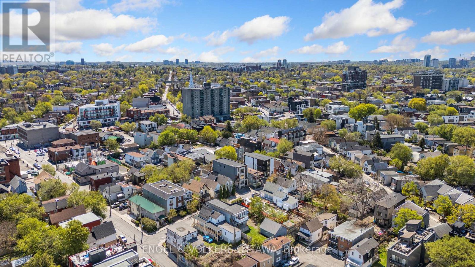 7 Lowrey Street, Ottawa, Ontario  K1Y 2S5 - Photo 39 - X12142418
