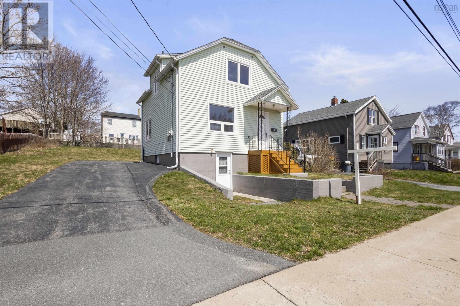 Property at 51 Coronation Avenue image 2