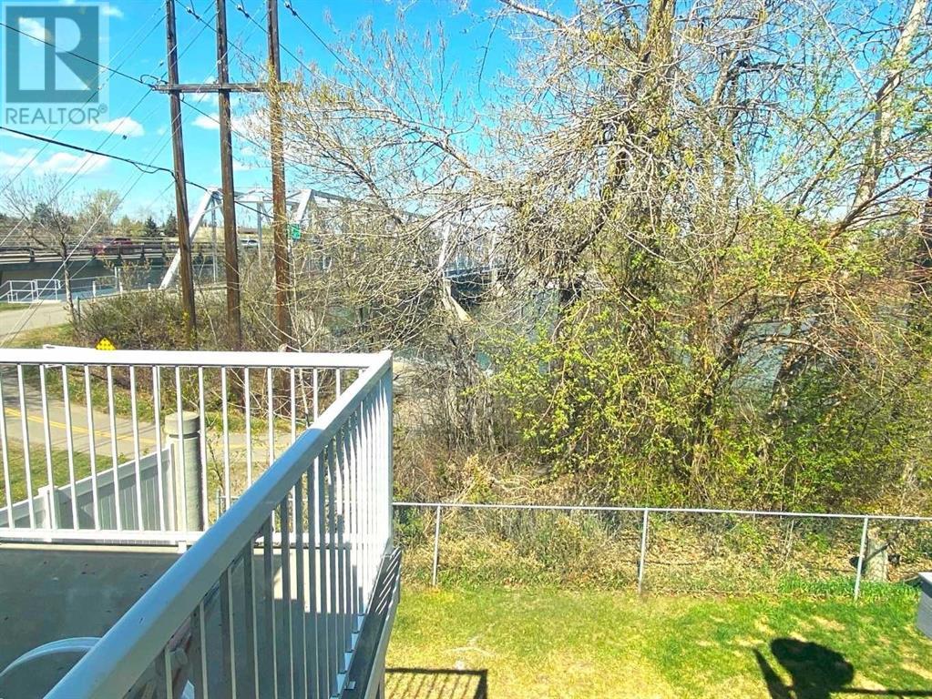 Property at 36 Bow Landing NW image 2