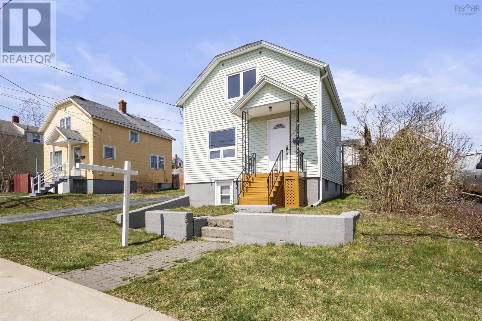 Property at 51 Coronation Avenue image 3