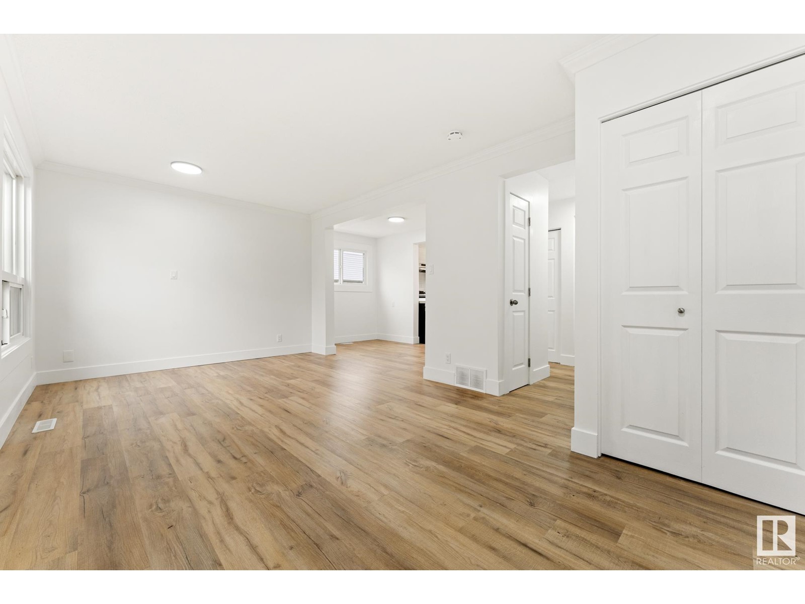 Property at 334 NORTHGATE TC NW image 4