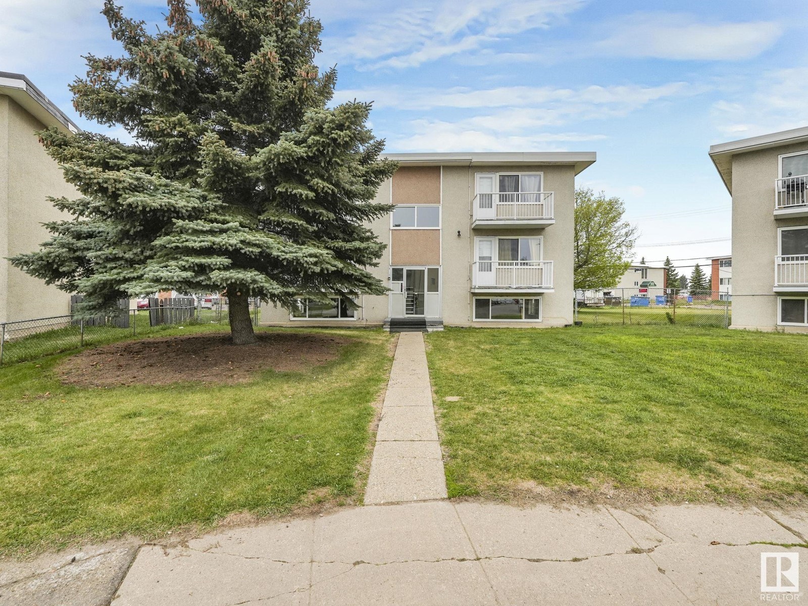Property at #5 6715 131A AV NW image 2