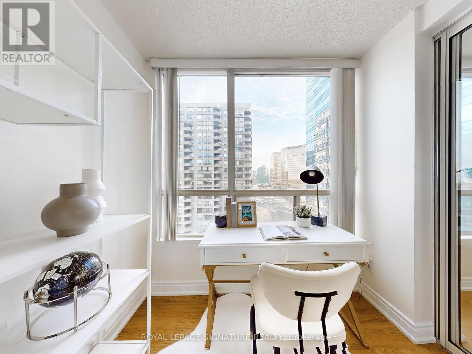 Ph406 - 5785 Yonge Street, Toronto, Ontario  M2M 4J2 - Photo 16 - C12144886