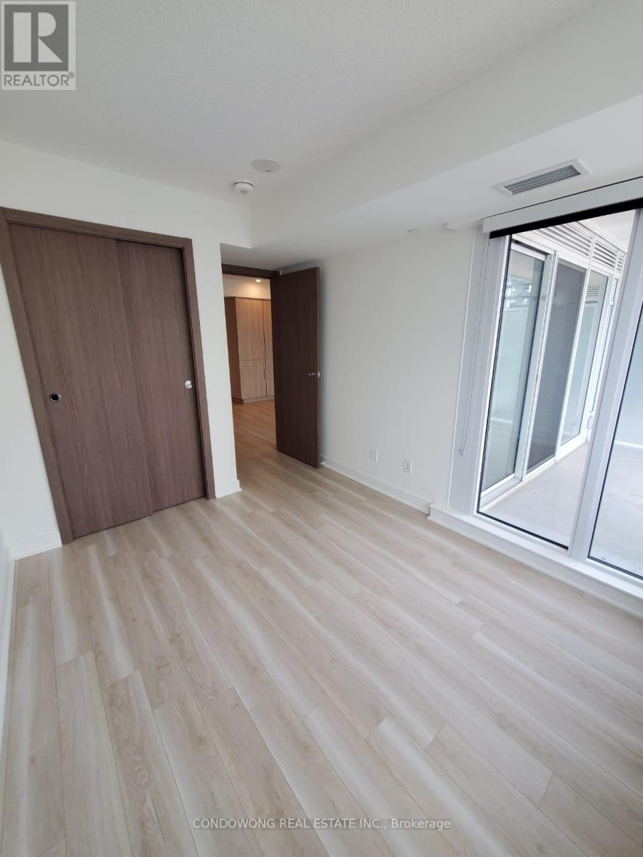 1010 - 19 Bathurst Street, Toronto, Ontario  M5V 0N2 - Photo 12 - C12144892