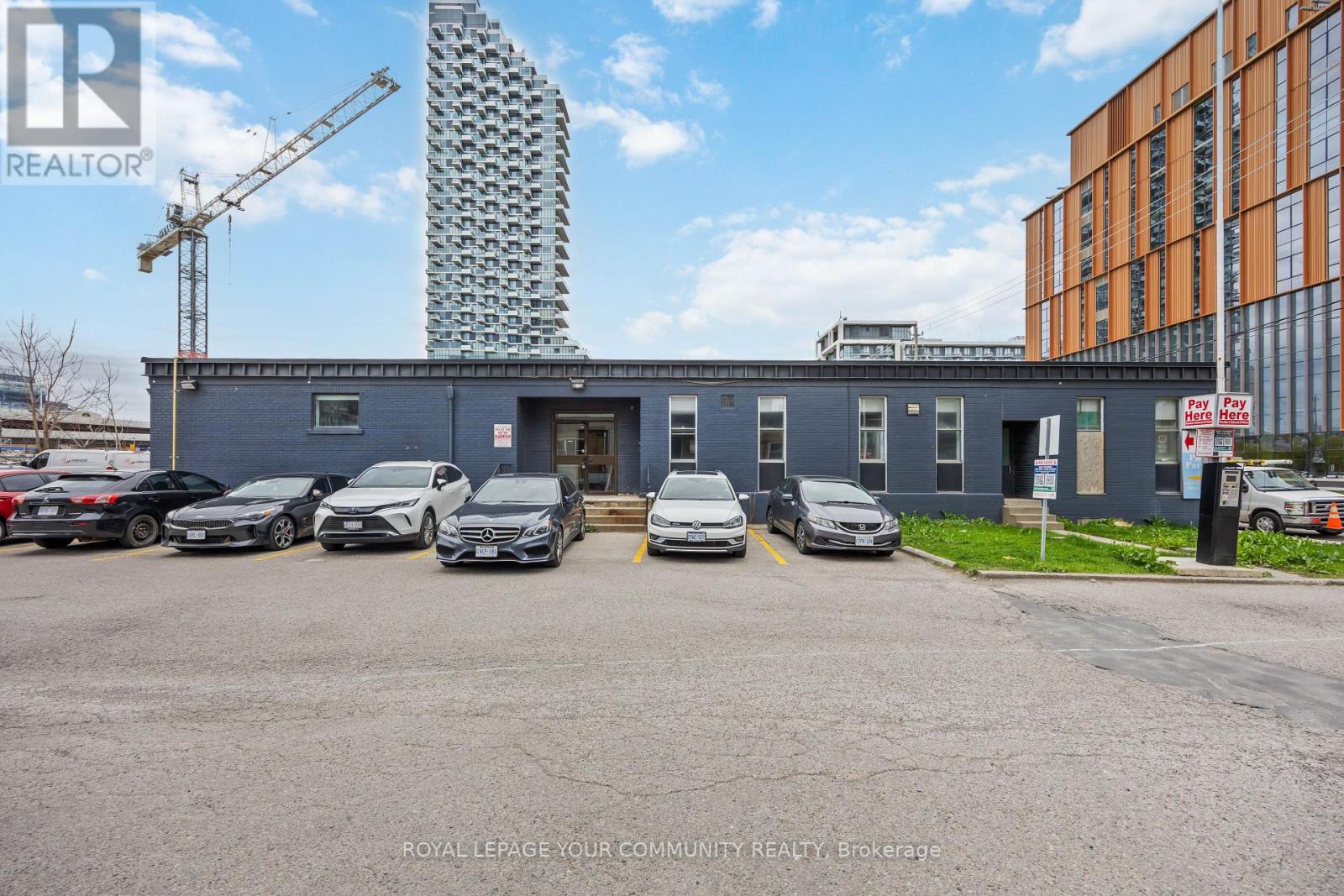 Unit B - 178 Queens Quay E, Toronto (Waterfront Communities), Ontario  M5A 1B4 - Photo 17 - C12144918