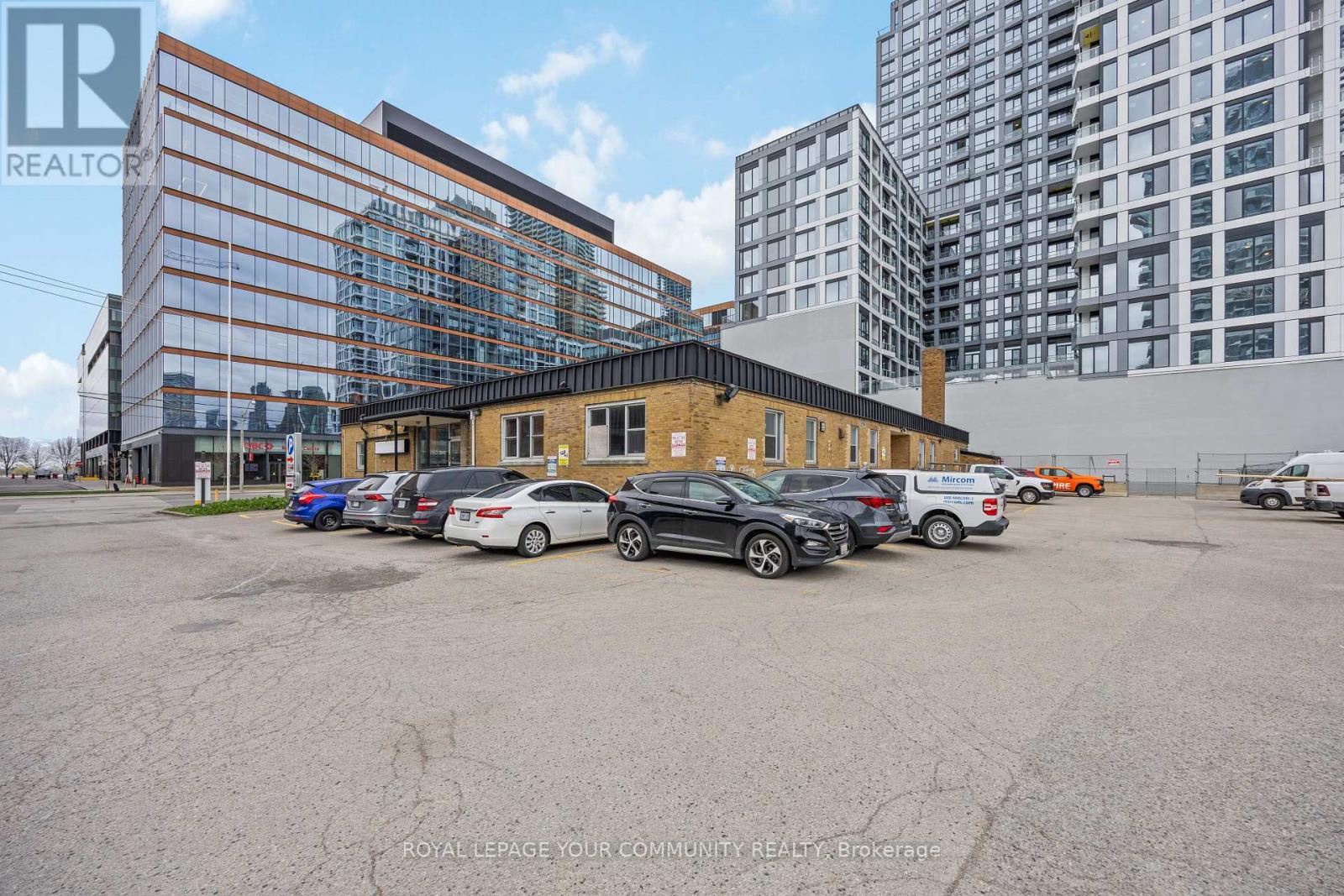 Unit A - 178 Queens Quay E, Toronto, Ontario  M5A 1B4 - Photo 9 - C12144985