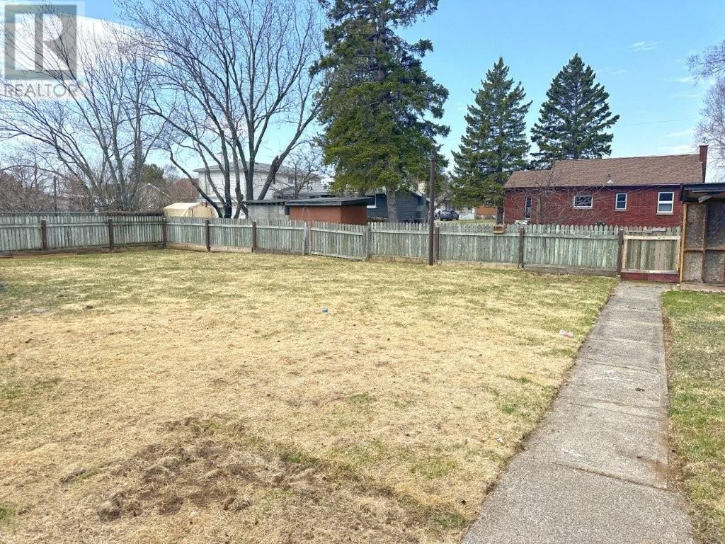 101 Shipley Street, Thunder Bay, Ontario  P7A 3C6 - Photo 37 - TB251153
