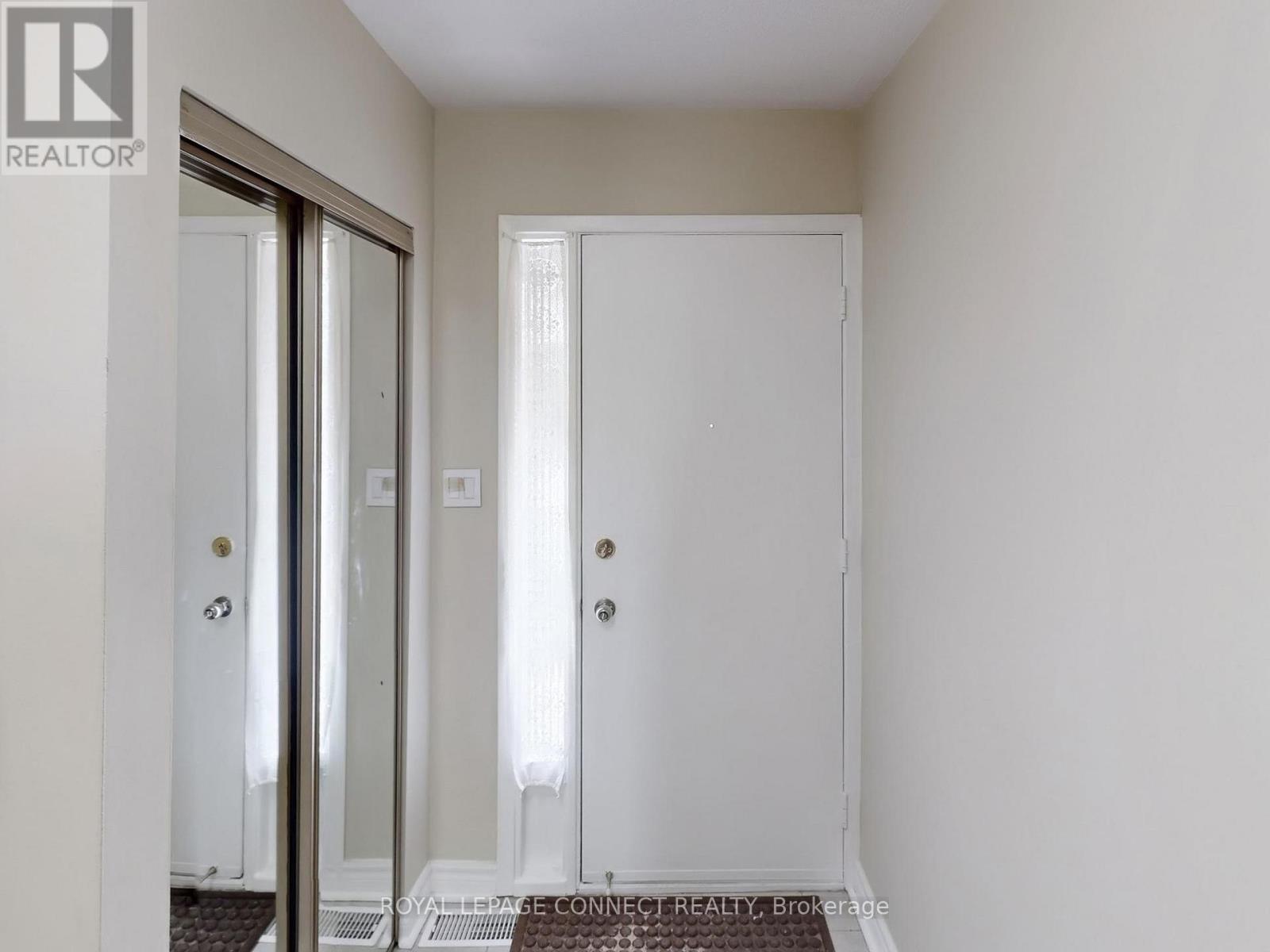 Property at 29 - 2451 BRIDLETOWNE CIRCLE image 3