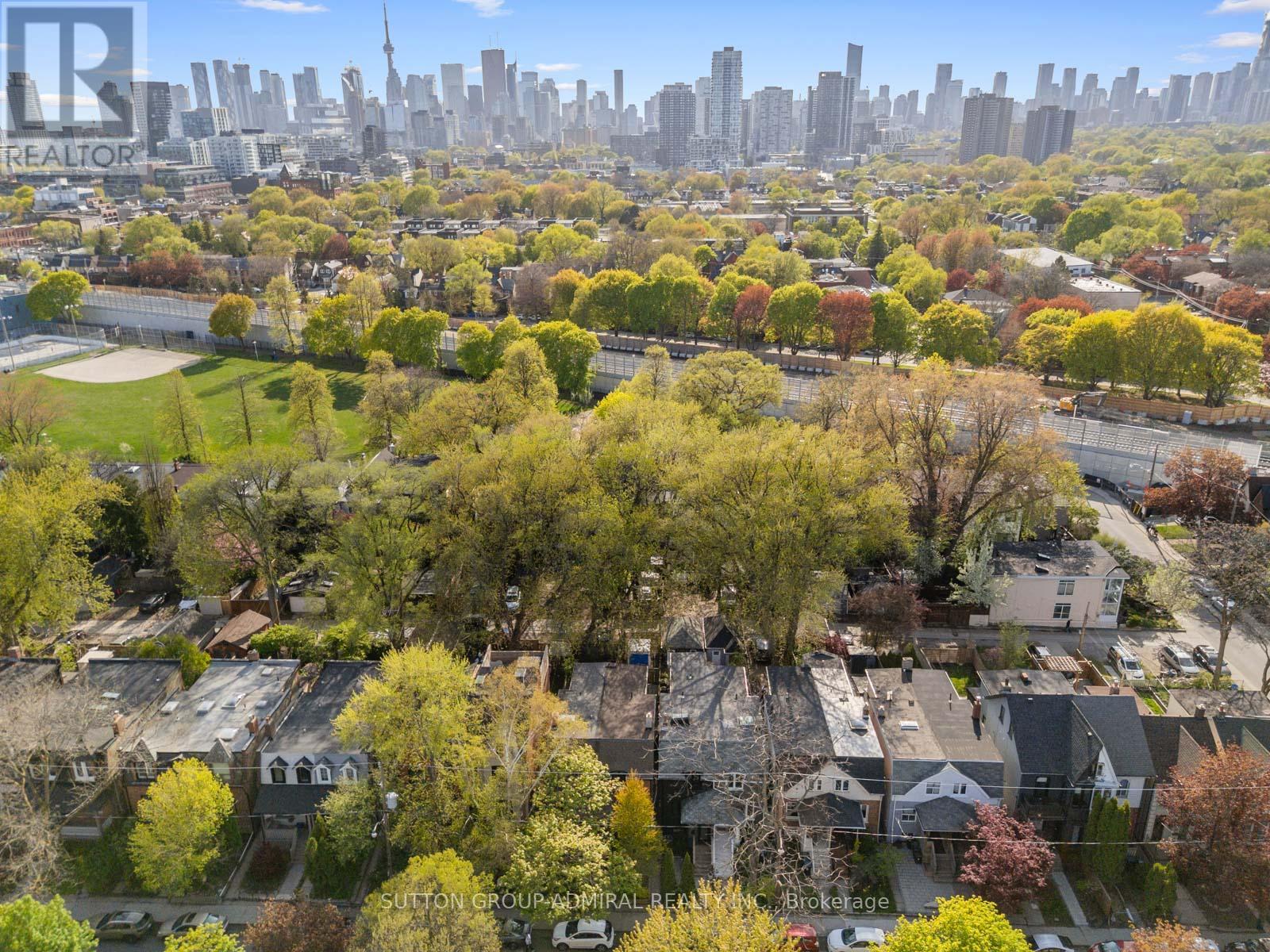 344 Logan Avenue, Toronto, Ontario  M4M 2N7 - Photo 47 - E12144953
