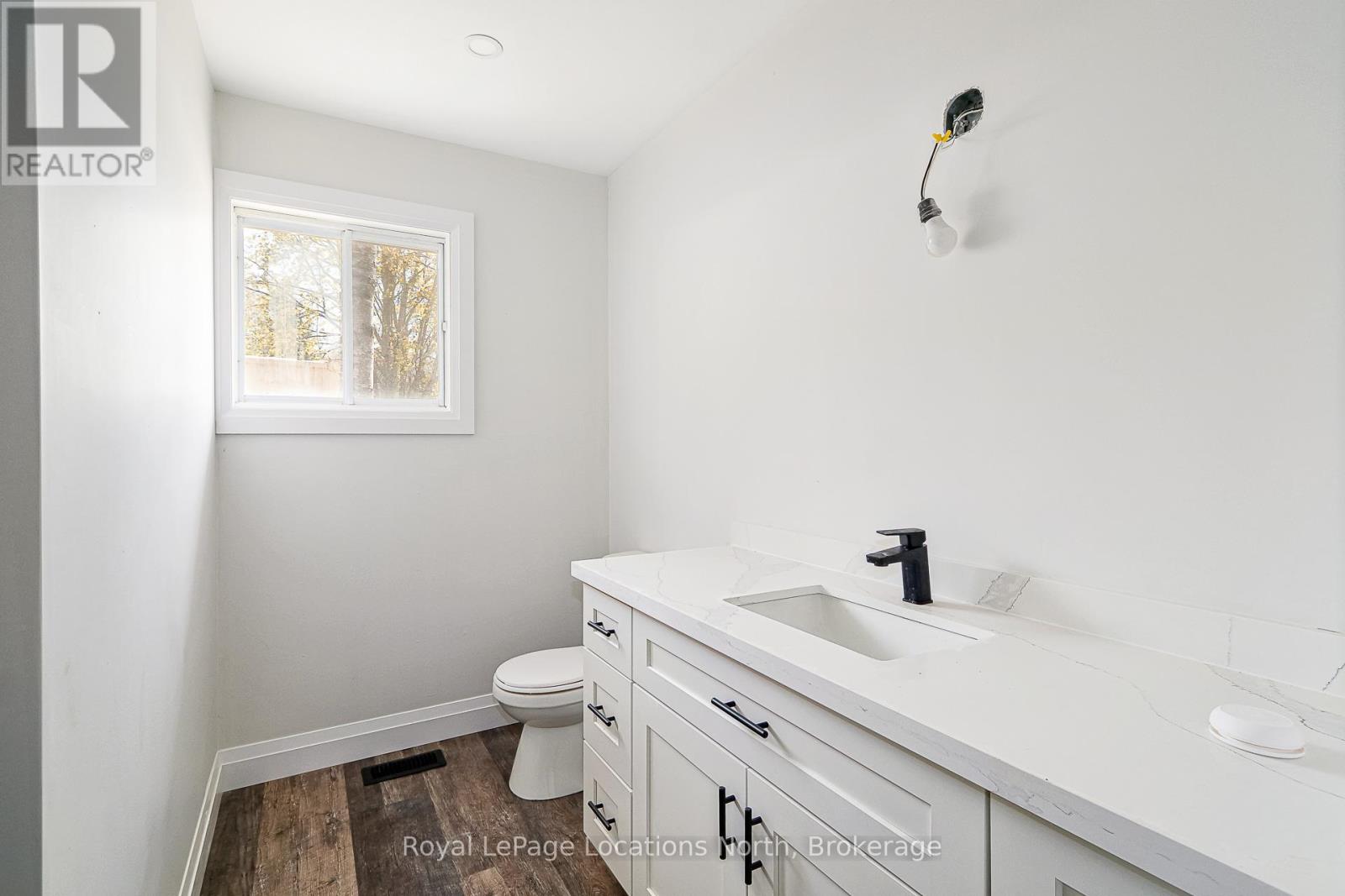 11 Lisbon Court, Wasaga Beach, Ontario  L9Z 1L2 - Photo 28 - S12145126