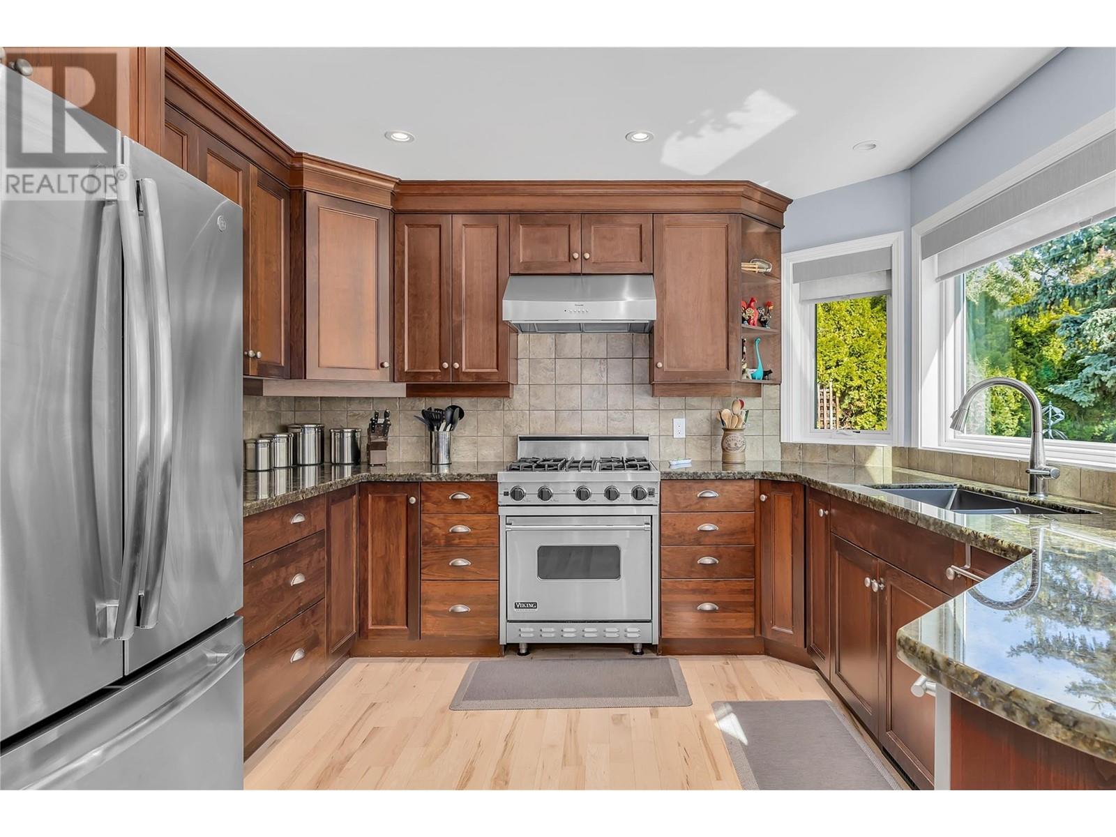 2390 Karli Court, West Kelowna, British Columbia  V4T 1T5 - Photo 10 - 10347414