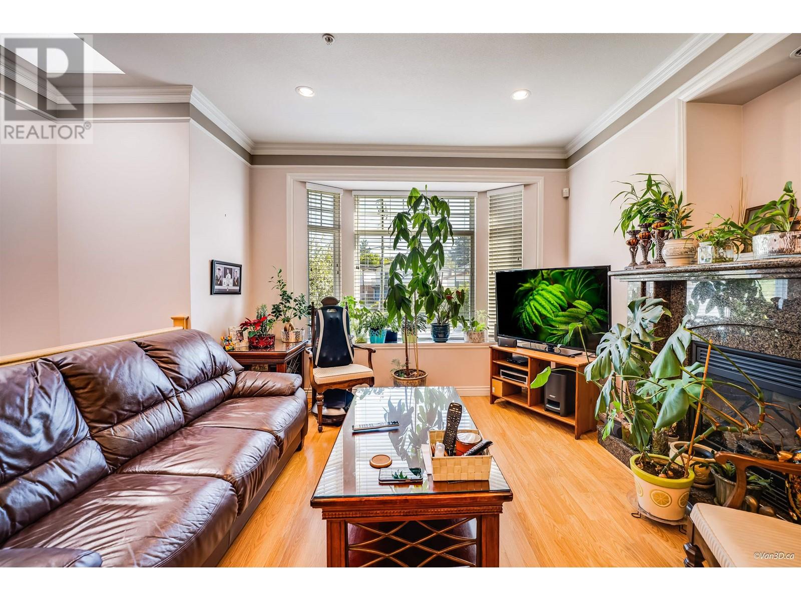 3021 E 29th Avenue, Vancouver, British Columbia  V5R 1V9 - Photo 3 - R3002174