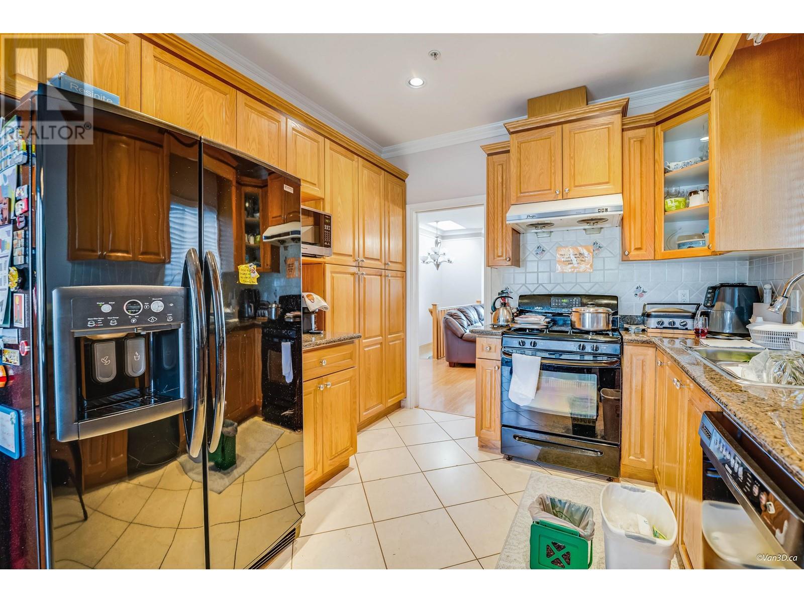 3021 E 29th Avenue, Vancouver, British Columbia  V5R 1V9 - Photo 6 - R3002174