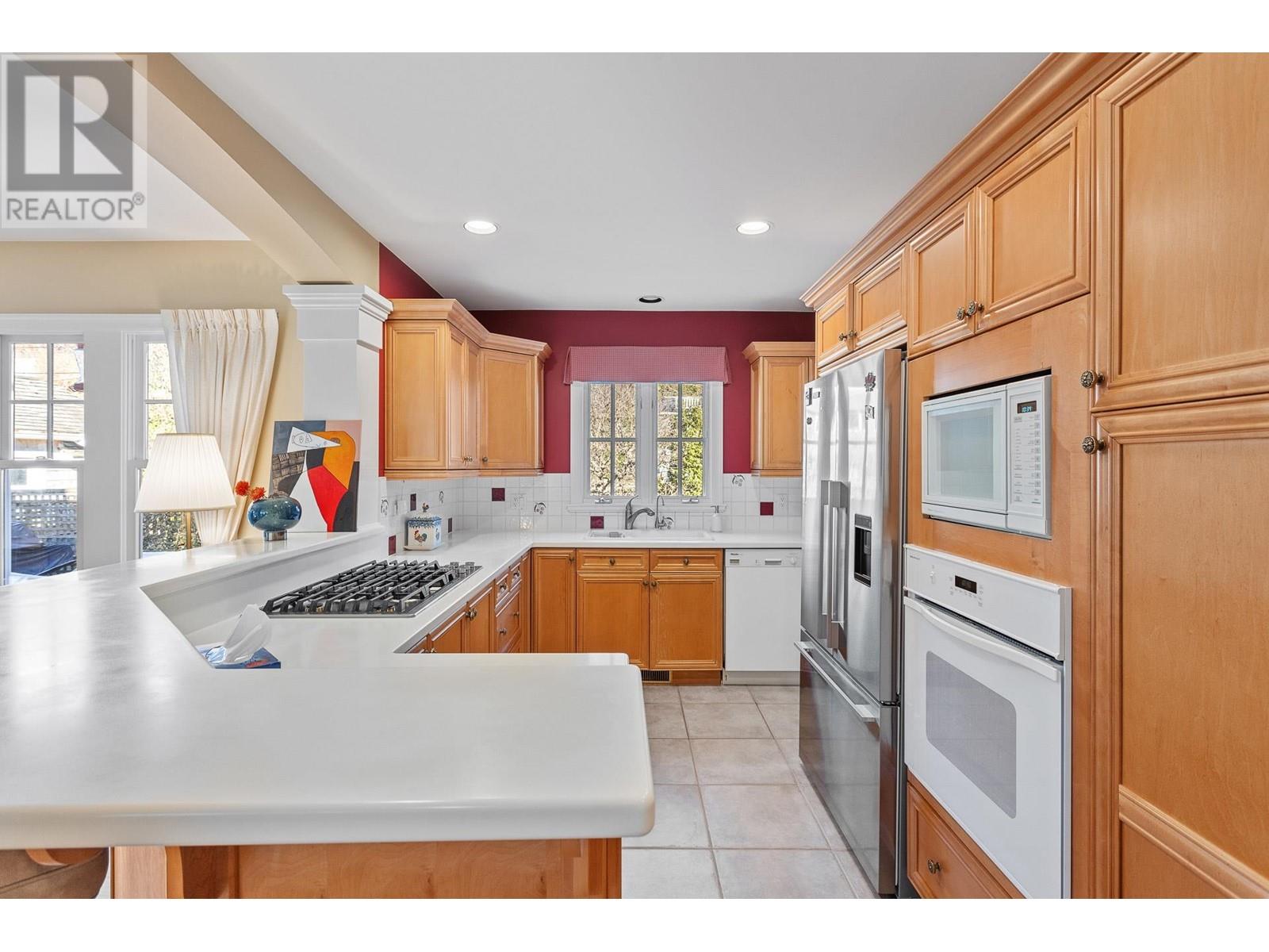 4755 W 7th Av Avenue, Vancouver, British Columbia  V6T 1C7 - Photo 17 - R3002155
