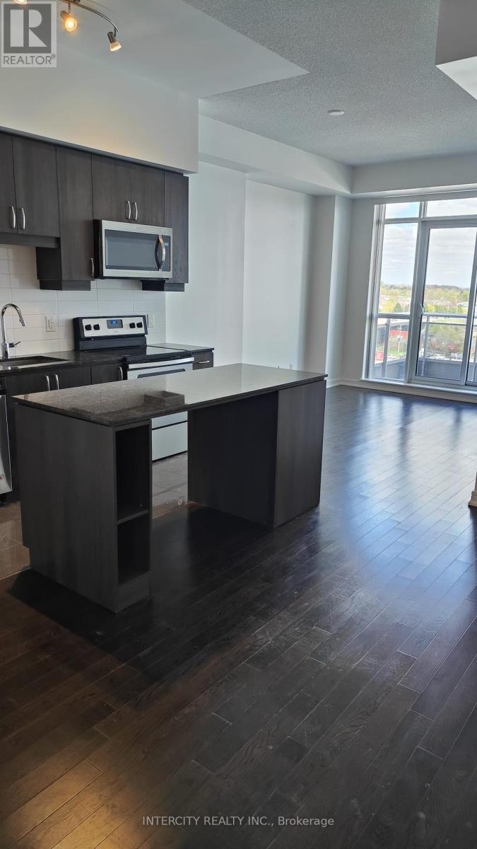 804 - 9205 Yonge Street, Richmond Hill, Ontario  L4C 1V5 - Photo 3 - N12144889