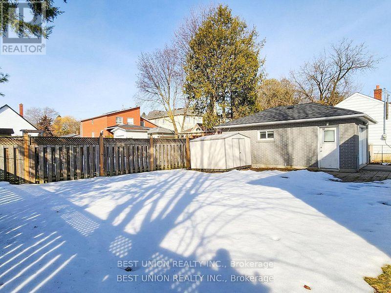 184 Lawrence Avenue, Richmond Hill, Ontario  L4C 1Z5 - Photo 42 - N12145003