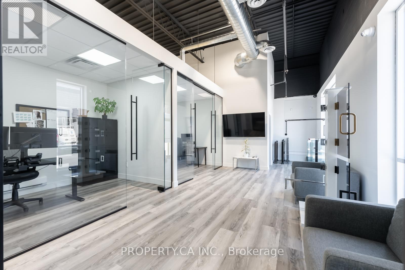 B4 - 311 BOWES ROAD, Vaughan, Ontario