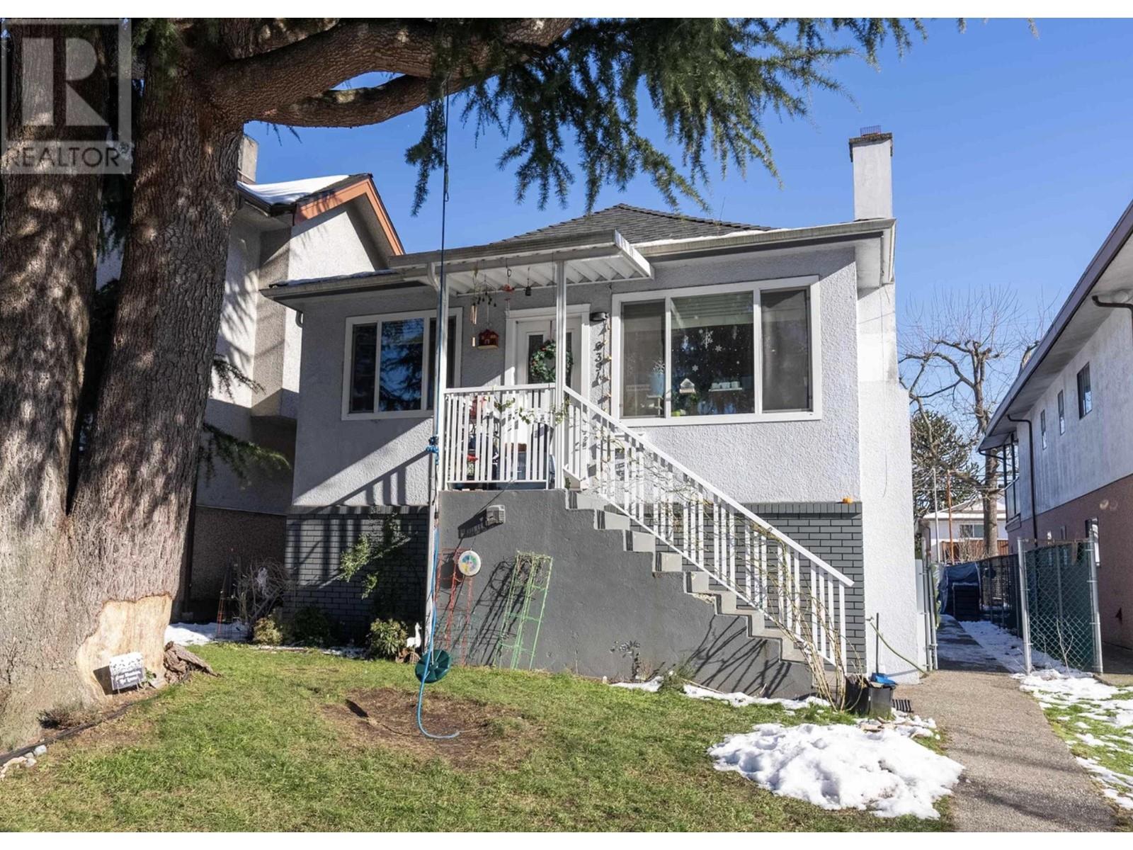 6394 Chester Street, Vancouver, British Columbia  V5W 3C3 - Photo 1 - R3001818