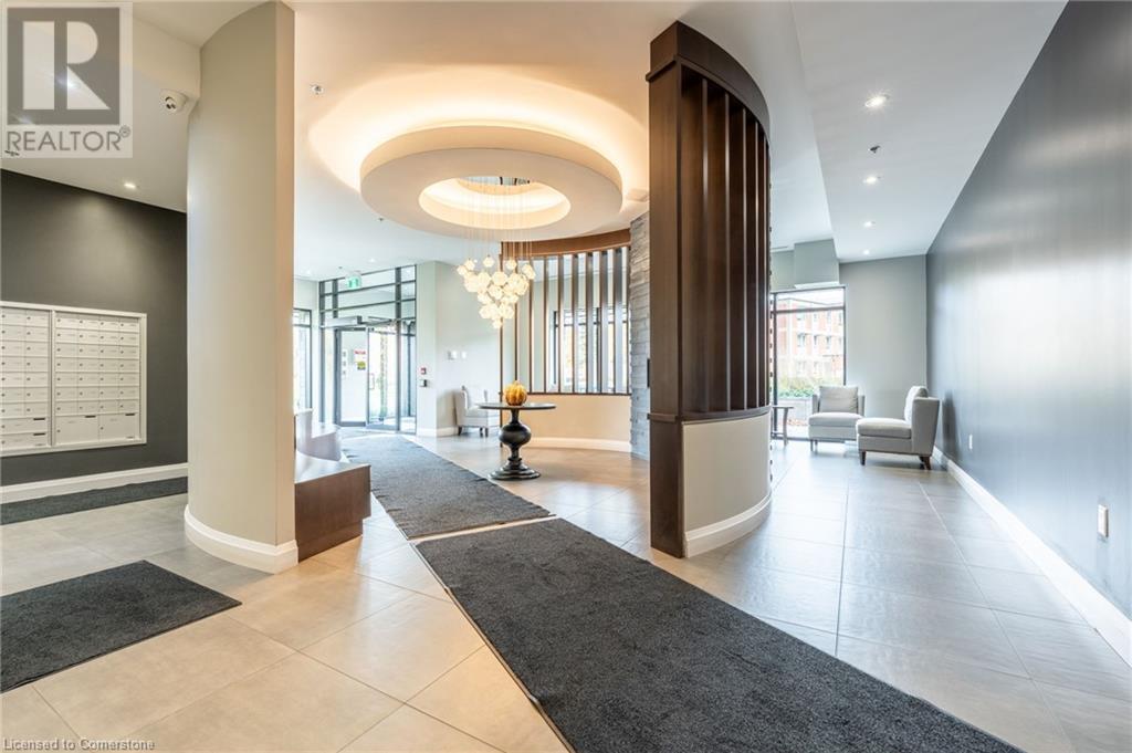 Property at 1 REDFERN Avenue Unit# 441 image 3