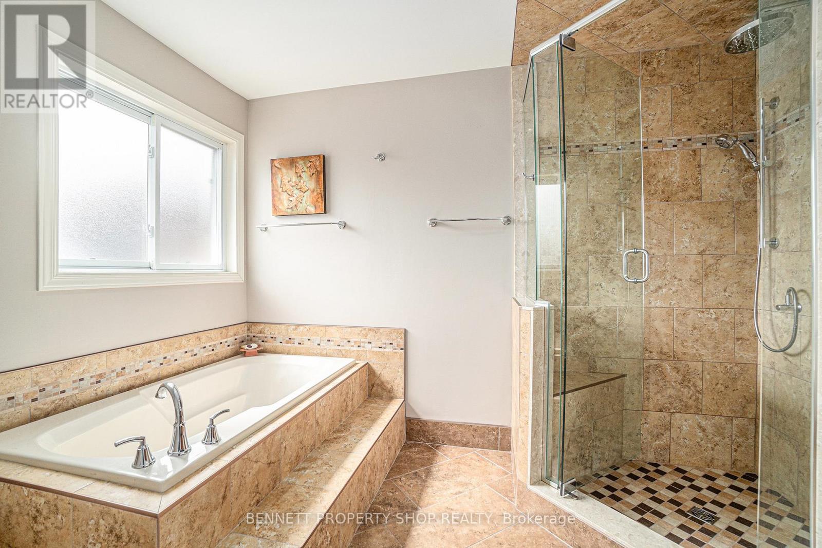 22 Gesner Court, Ottawa, Ontario  K2L 3K1 - Photo 17 - X12119898