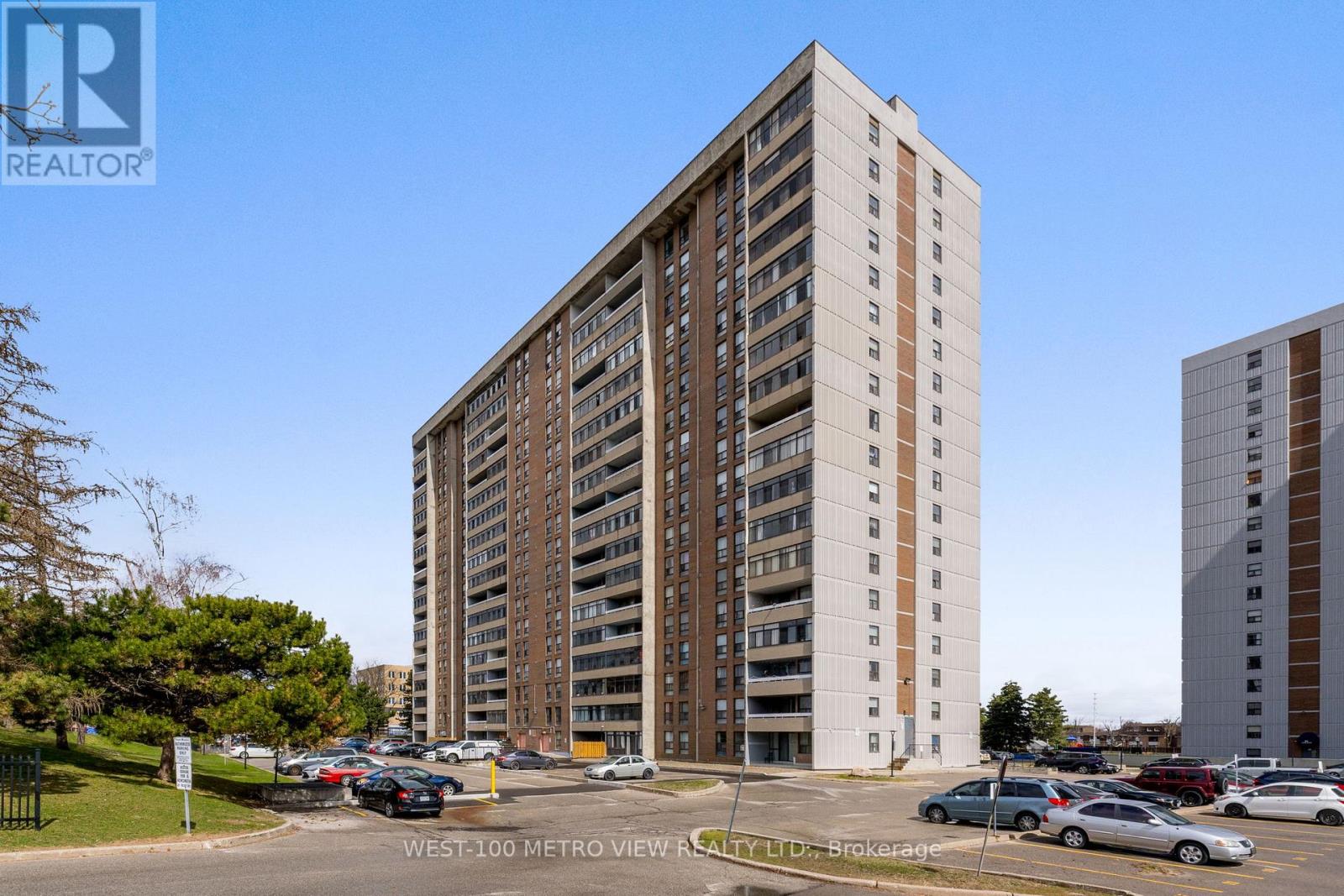 908 - 15 KENSINGTON ROAD, Brampton, Ontario