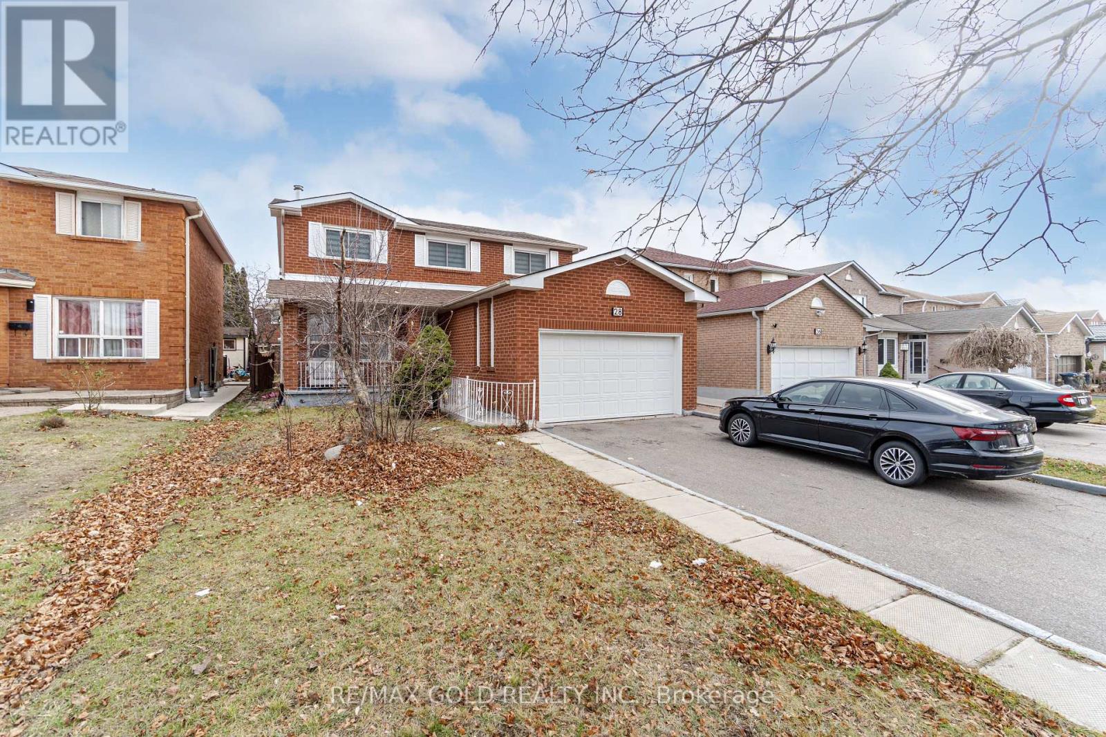 28 Burnhope Drive, Brampton, Ontario  L6X 3R7 - Photo 3 - W12144911