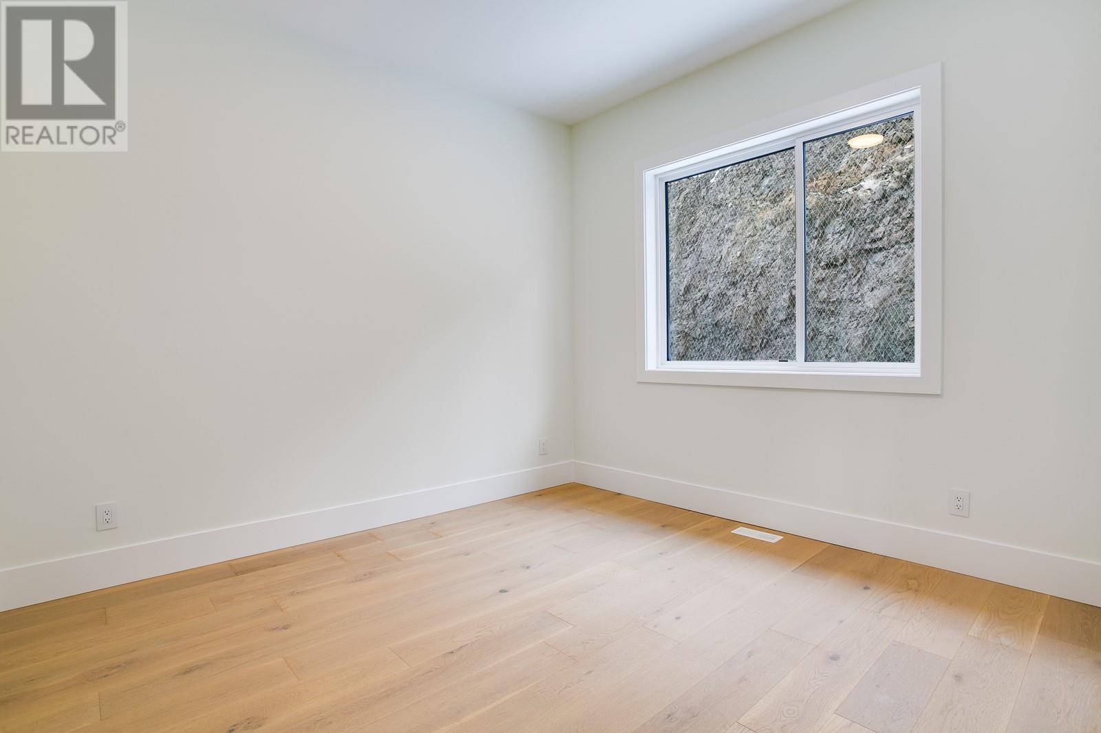 830 Westview Way Unit# 7, West Kelowna, British Columbia  V1Z 0A5 - Photo 14 - 10347738