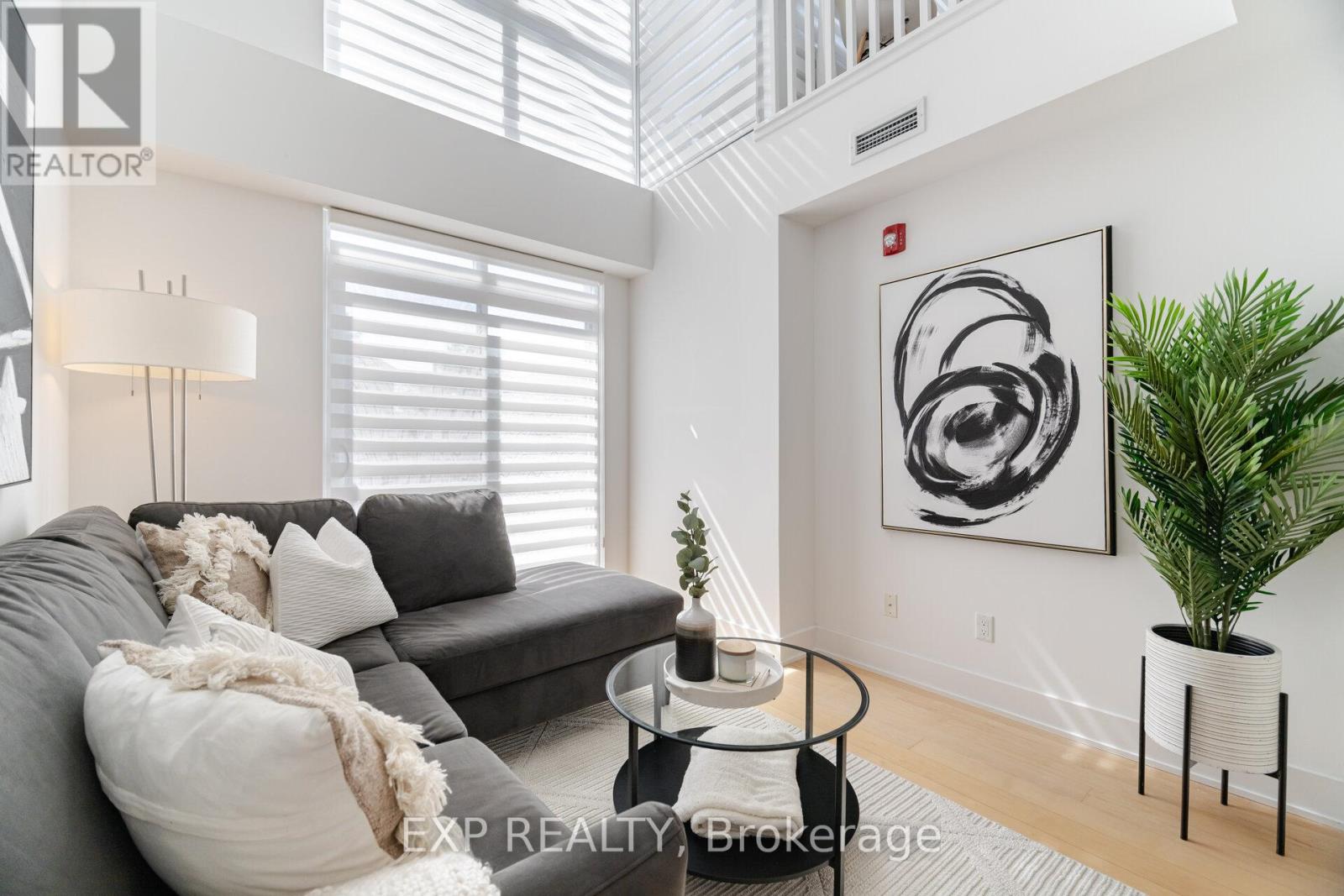 C211 - 5260 Dundas Street, Burlington, Ontario  L7L 0J7 - Photo 16 - W12144945