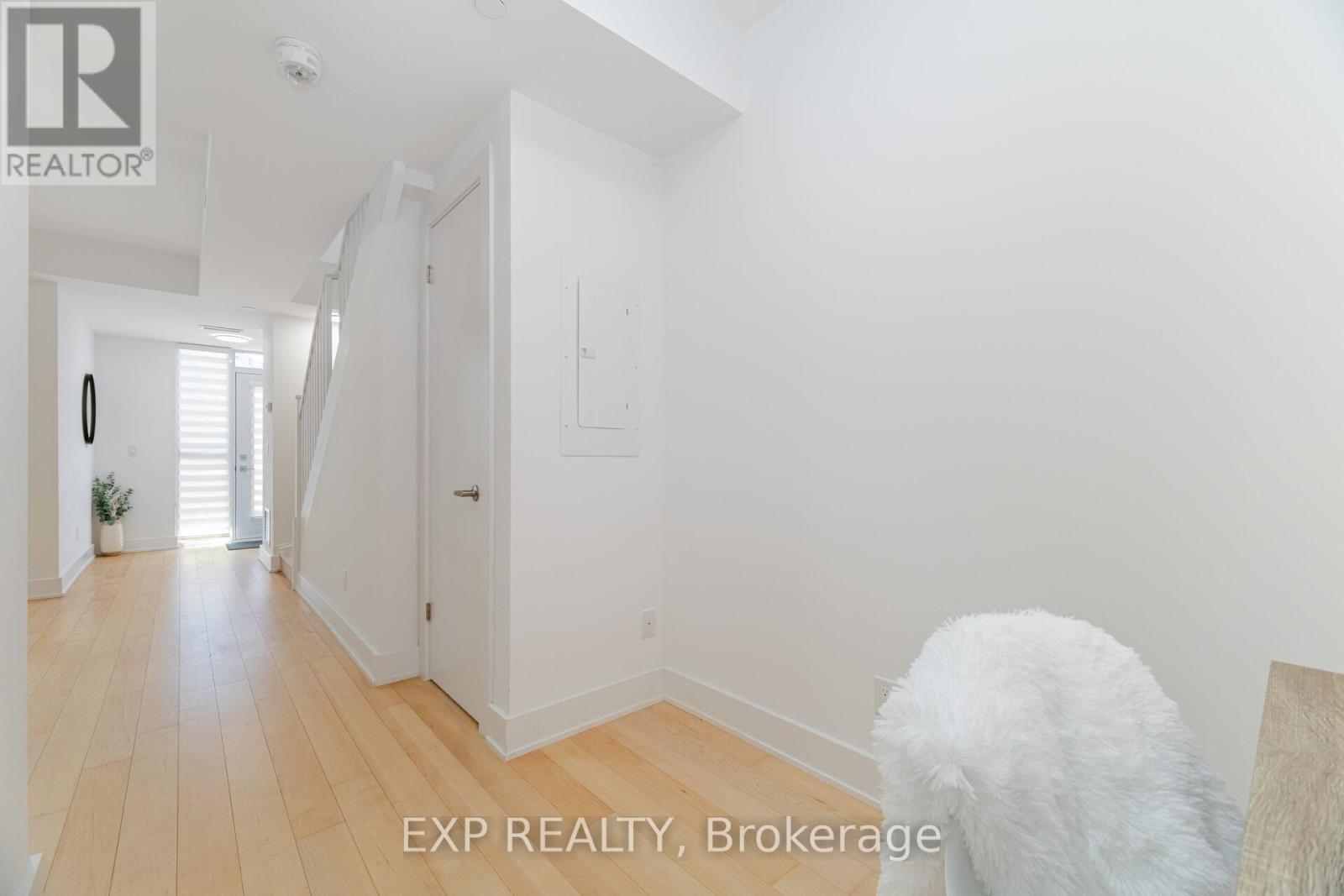 C211 - 5260 Dundas Street, Burlington, Ontario  L7L 0J7 - Photo 19 - W12144945