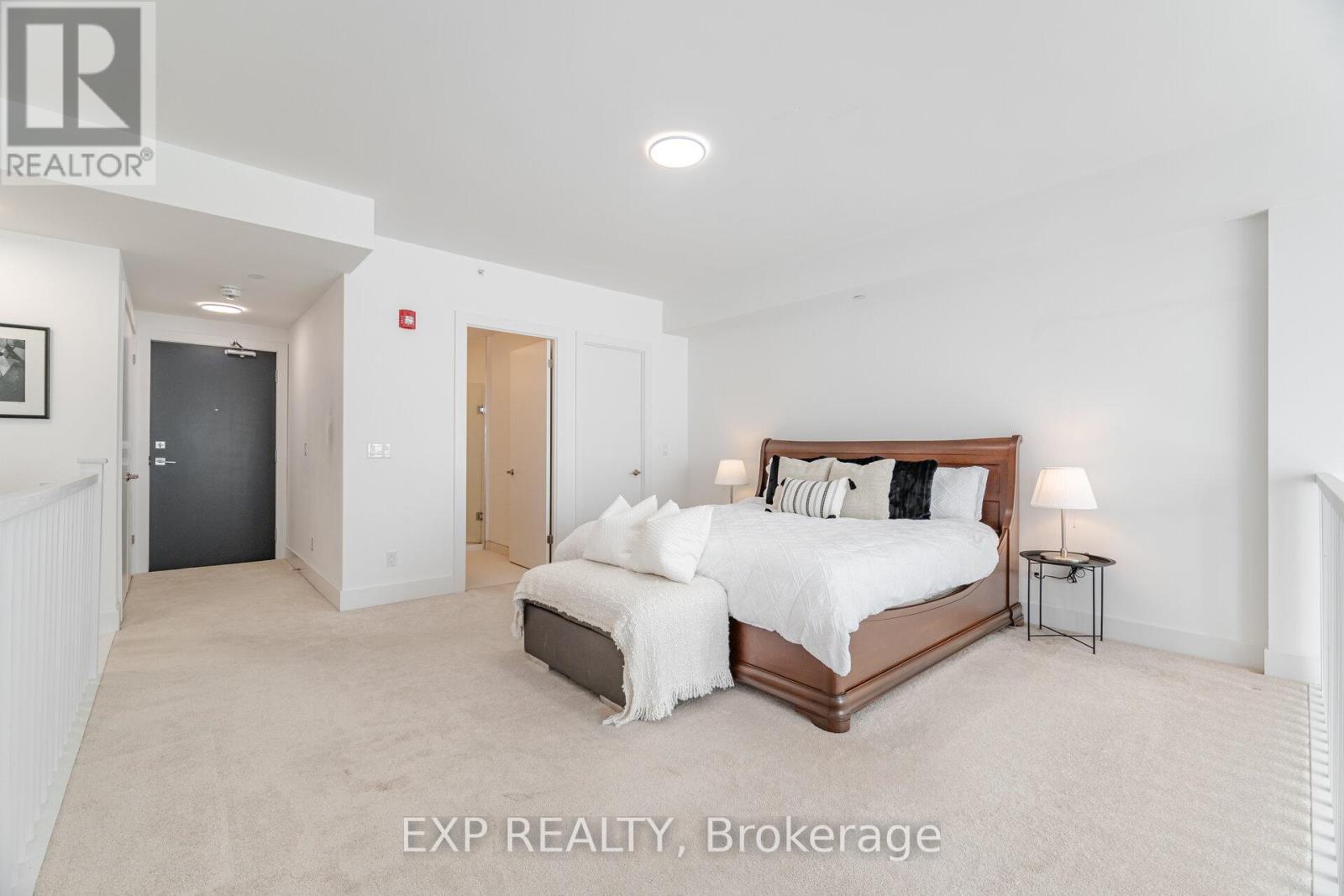 C211 - 5260 Dundas Street, Burlington, Ontario  L7L 0J7 - Photo 25 - W12144945
