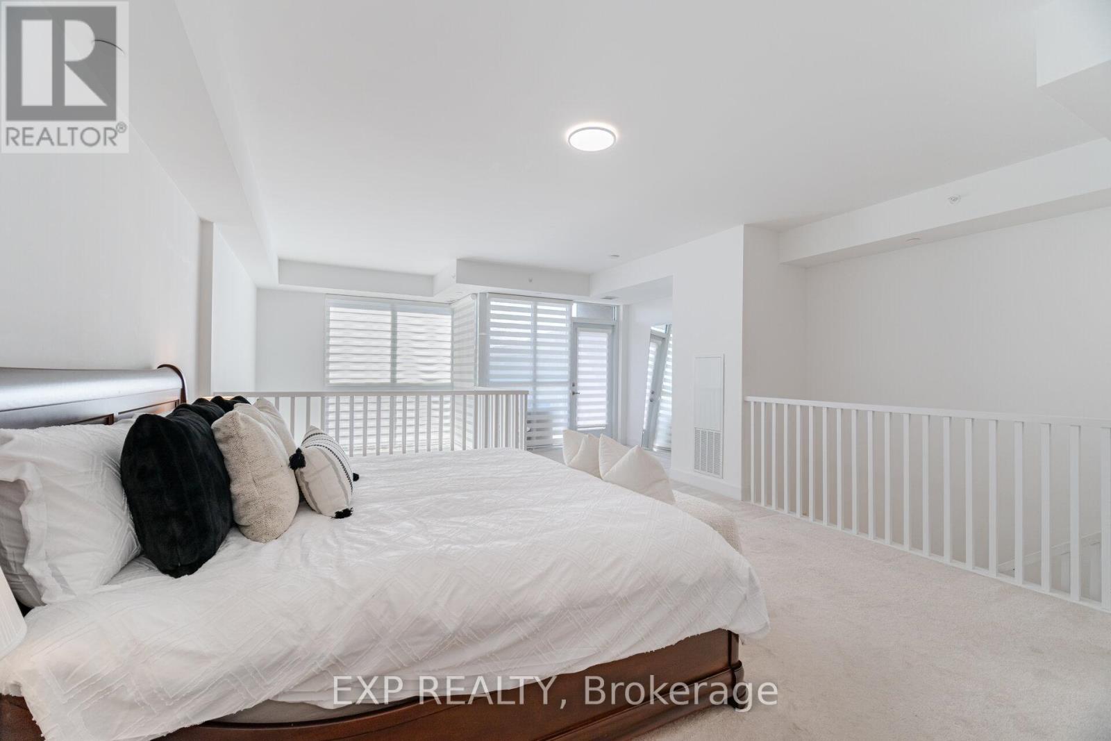 C211 - 5260 Dundas Street, Burlington, Ontario  L7L 0J7 - Photo 30 - W12144945