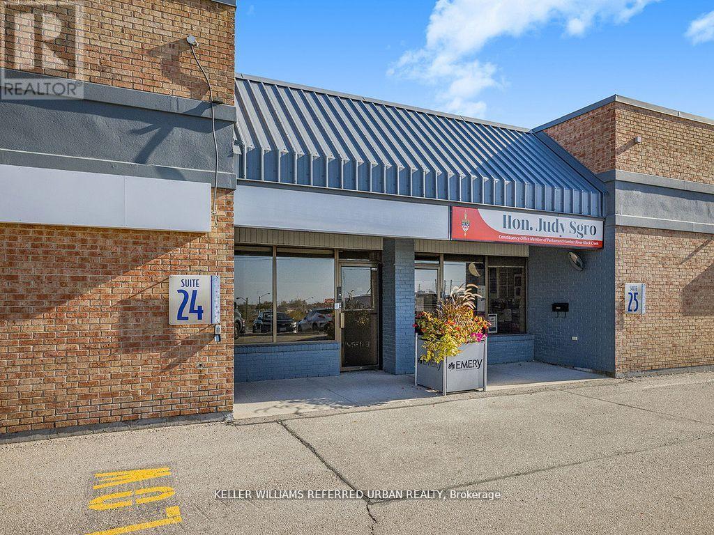 24 - 2201 Finch Avenue W, Toronto, Ontario  M9M 2X9 - Photo 3 - W12145024