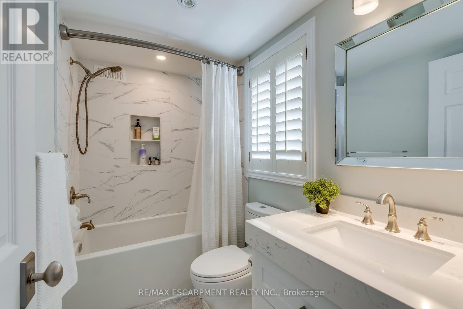 48 Forsythe Street, Oakville, Ontario  L6K 3J7 - Photo 33 - W12145063