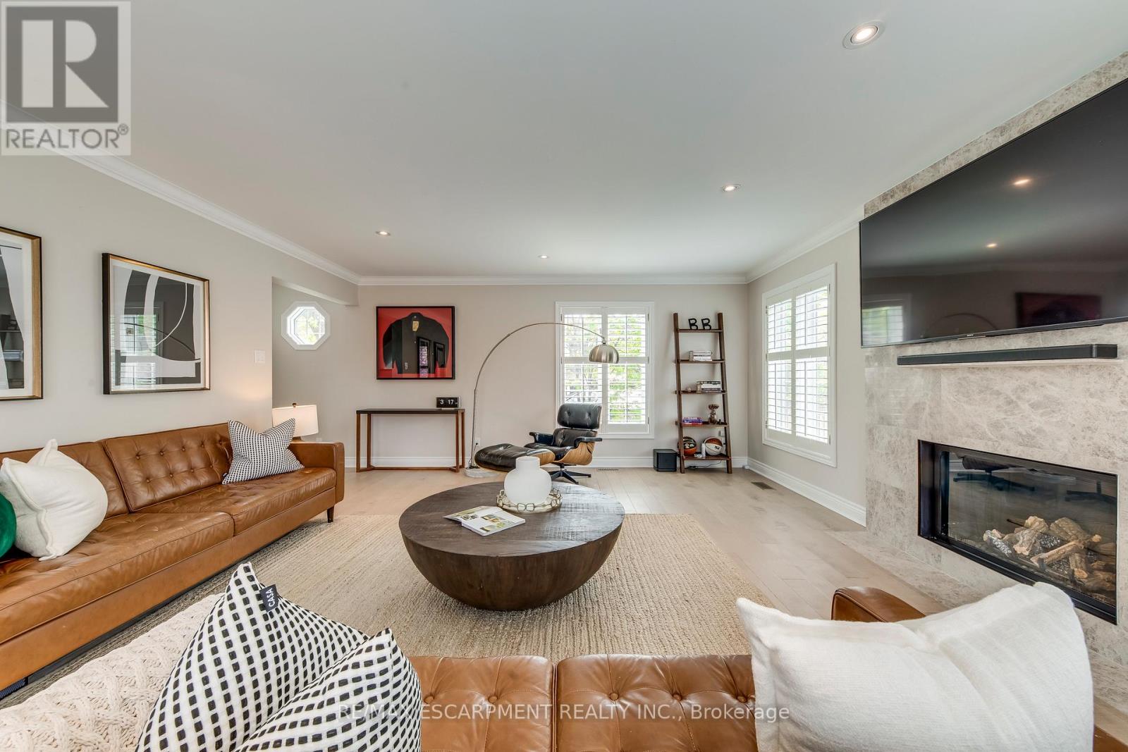 48 Forsythe Street, Oakville, Ontario  L6K 3J7 - Photo 6 - W12145063