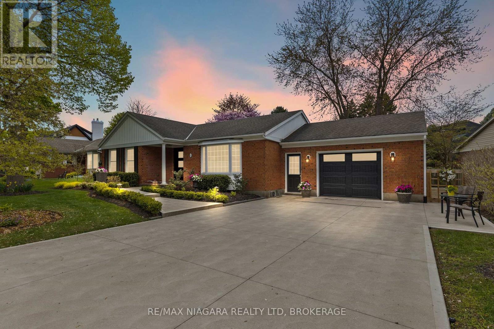 6 The Promenade, Niagara-On-The-Lake, Ontario  L0S 1J0 - Photo 43 - X12137578