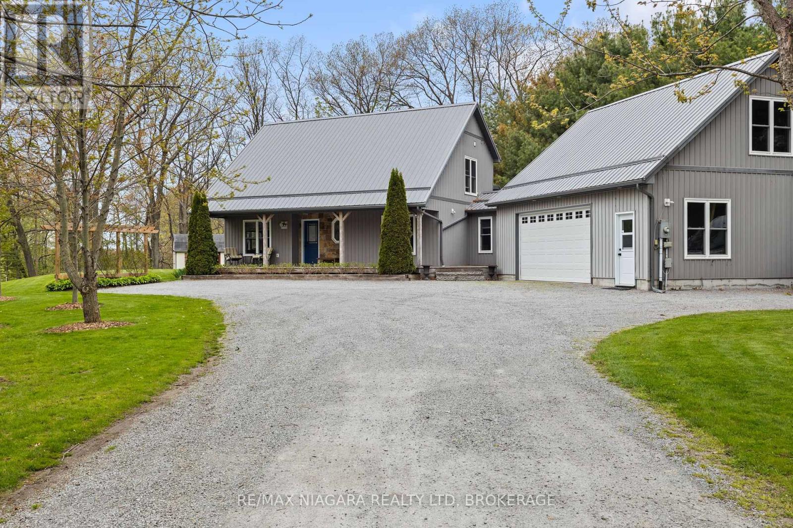 1382 Mcnab Road, Niagara-On-The-Lake (Lakeshore), Ontario  L0S 1J0 - Photo 4 - X12138658
