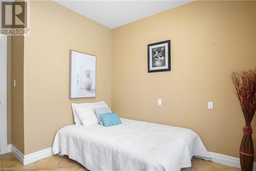 827 Birchmount Drive, Waterloo, Ontario  N2V 2R3 - Photo 20 - 40697154