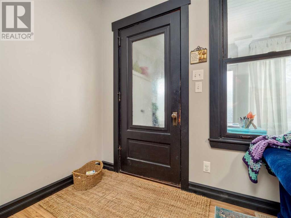 Property at 1217 6 Avenue S image 4