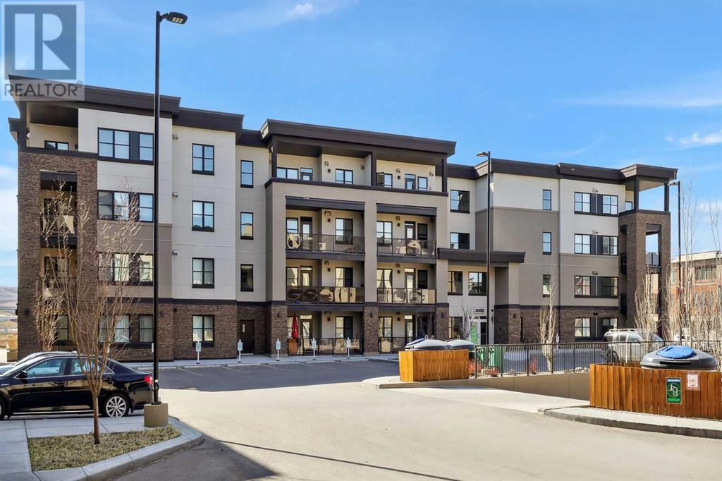 Property at 3206, 80 Greenbriar Place NW image 1