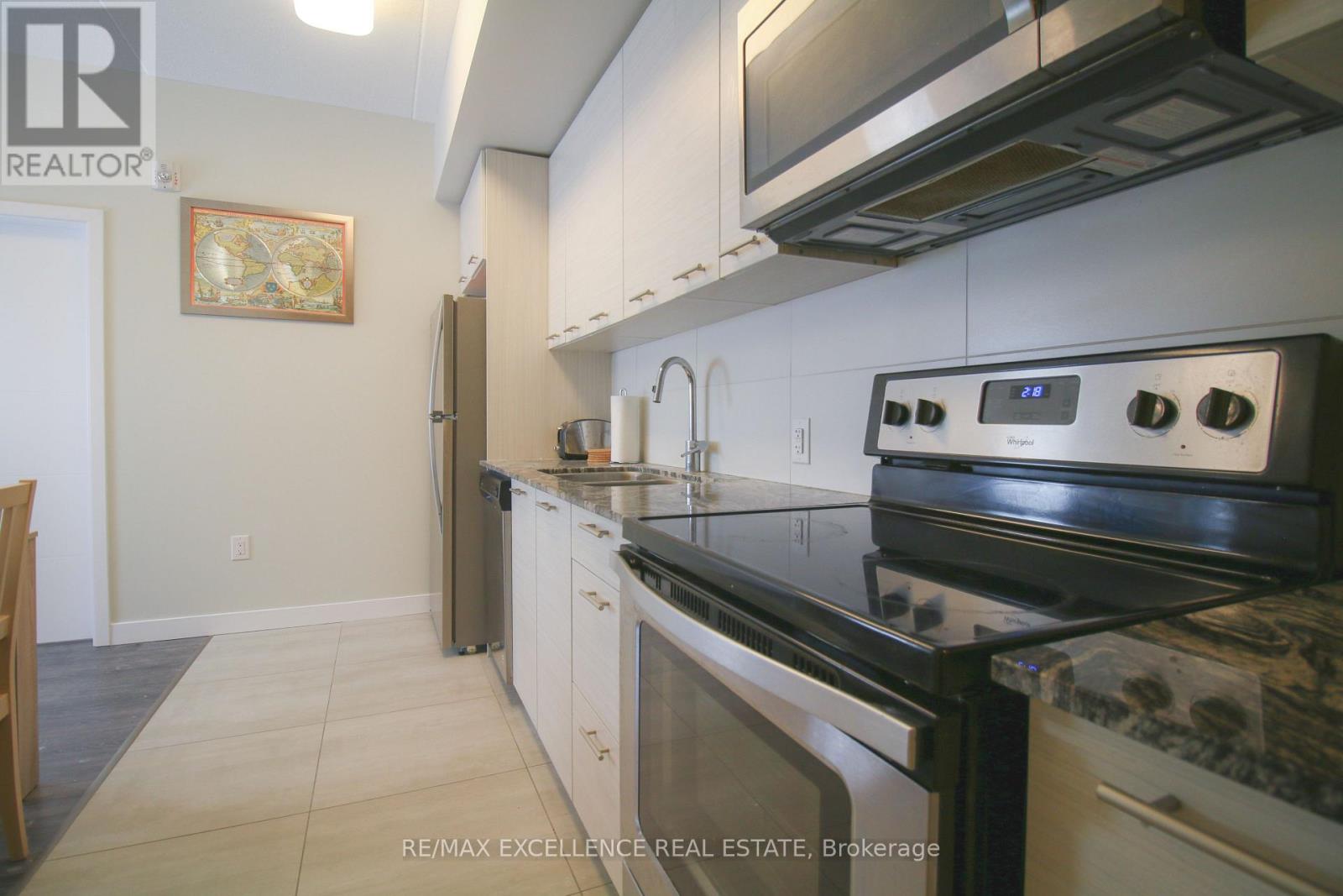 309 - 251 Hemlock Street, Waterloo, Ontario  N2L 0H2 - Photo 8 - X12144904