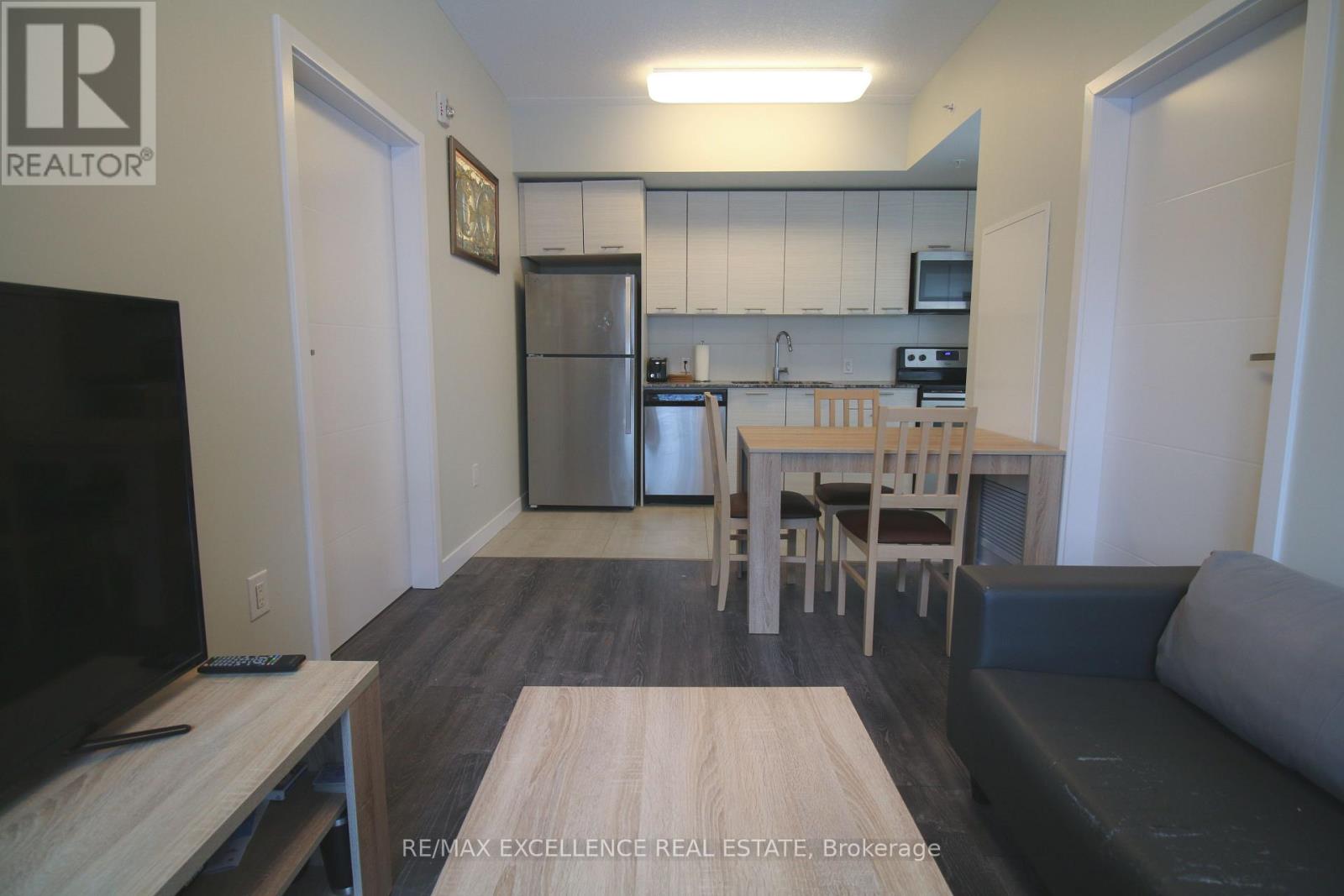 309 - 251 Hemlock Street, Waterloo, Ontario  N2L 0H2 - Photo 9 - X12144904